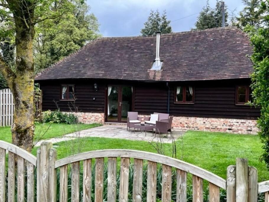 Charming Picturesque Cottage - Nr Tenterden & Rye, Pets Welcomed Rolvenden Exterior foto